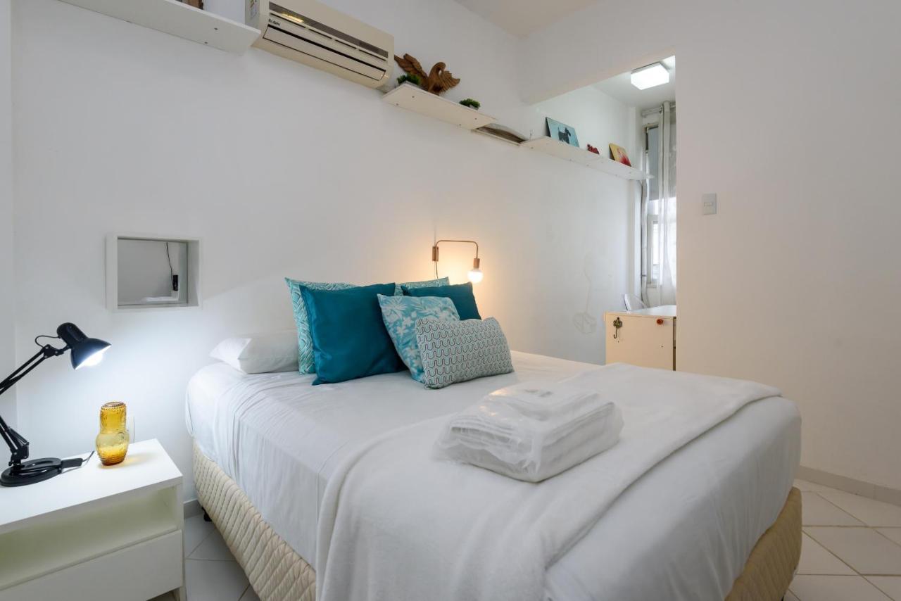 Pineapples Cg103 - Apartamento 2 Quartos, Bem Decorado E Em Otima Localizacao No Leblon Apartamento Rio de Janeiro